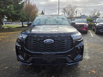 New 2026 Ford Explorer ST-Line