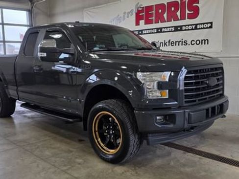 Used 2017 Ford F150 XL w/ Equipment Group 101A Mid image 9