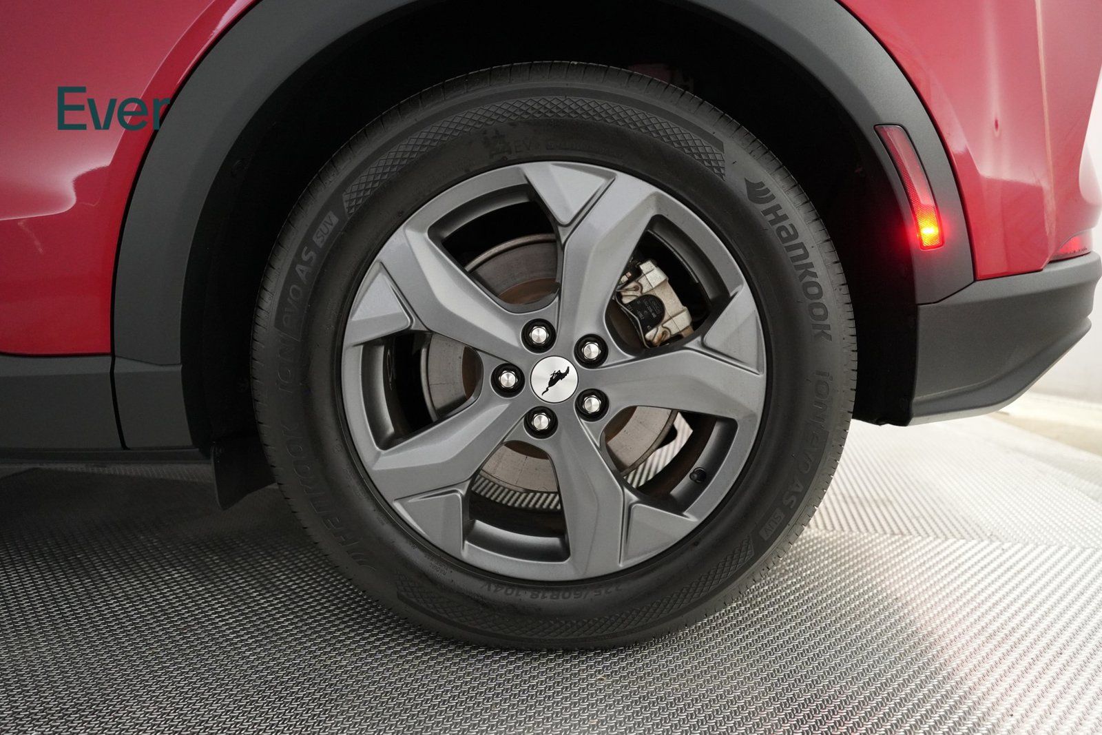 Used 2021 Ford Mustang Mach-E Select RWD image 9