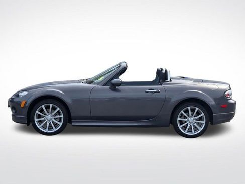 Used 2008 MAZDA MX-5 Miata Grand Touring w/ Premium Pkg RWD image 4