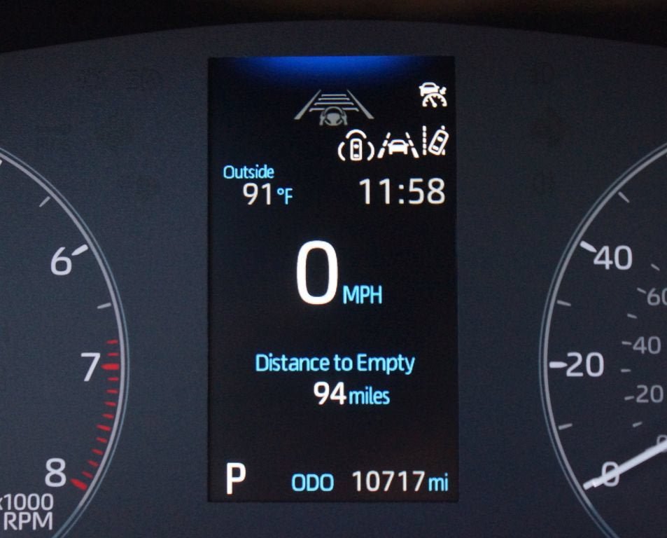 Used 2024 Toyota Corolla LE FWD image 4