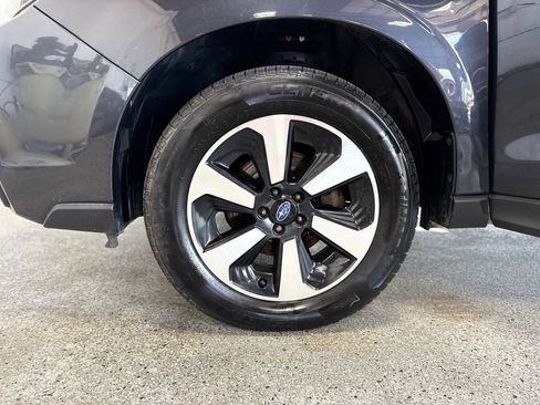 Used 2018 Subaru Forester 2.5i Premium AWD/4WD image 24