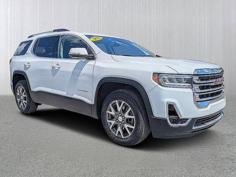 Certified 2023 GMC Acadia SLT w/ LPO, Floor Liner Package FWD image 40