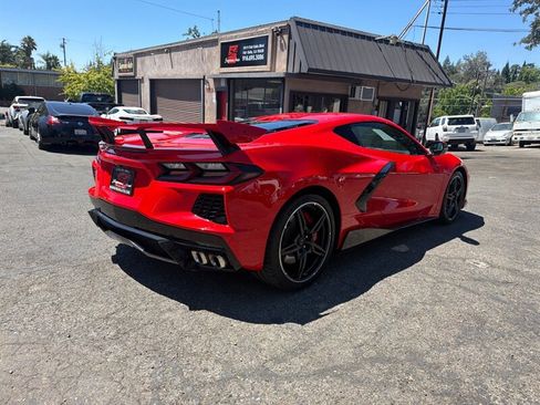 Used 2021 Chevrolet Corvette Stingray Premium Cpe w/ Z51 Performance Package RWD image 8