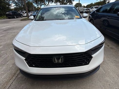 Used 2025 Honda Accord LX image 3