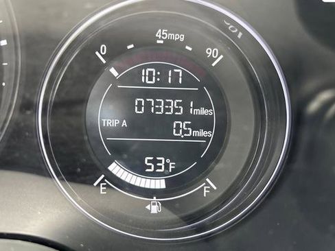 Used 2017 Honda HR-V LX image 12