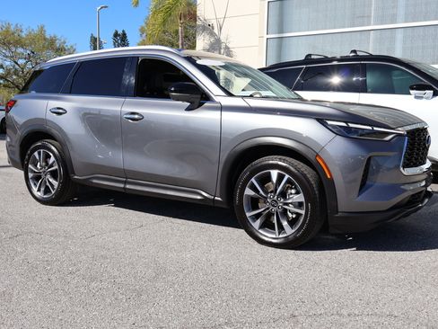 Certified 2023 INFINITI QX60 Luxe w/ Performance Audio Package image 12