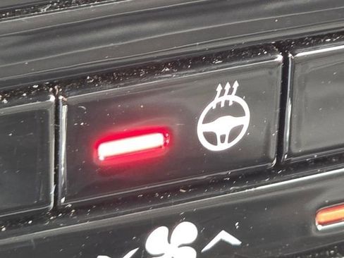 Used 2024 Jeep Grand Cherokee L Laredo image 15