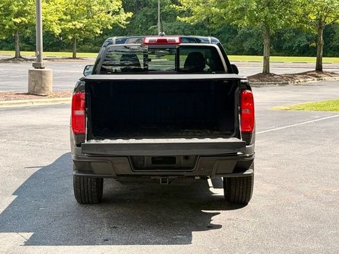 Used 2017 Chevrolet Colorado Z71 w/ Z71 Midnight Edition AWD/4WD image 17