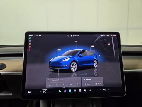 Used 2023 Tesla Model Y Long Range image 19