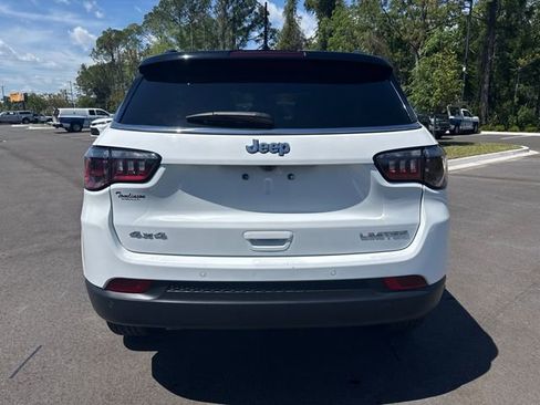 Used 2025 Jeep Compass Limited AWD/4WD image 10