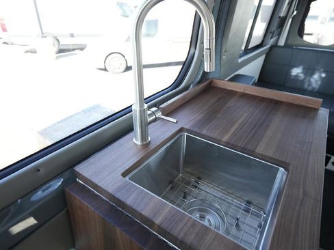 Used 2022 Mercedes-Benz Sprinter 144 Cargo image 10