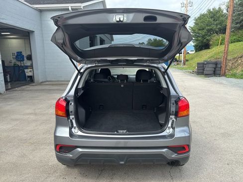 Used 2018 Mitsubishi Outlander Sport ES FWD image 14