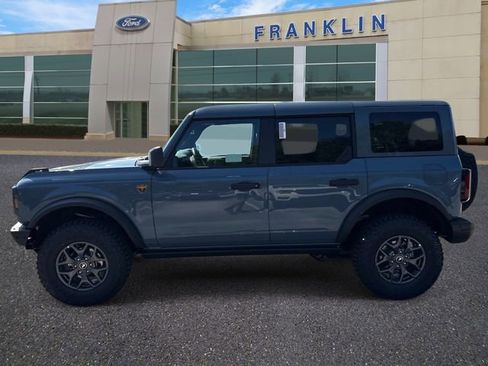 New 2025 Ford Bronco Badlands AWD/4WD image 4