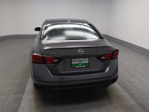 Used 2024 Nissan Altima 2.5 SR FWD image 6