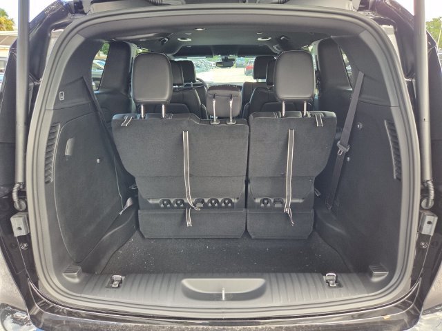 New 2027 Chrysler Pacifica Select FWD image 17