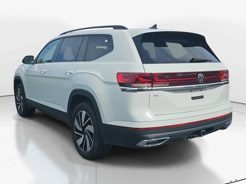 Used 2025 Volkswagen Atlas SE FWD image 5