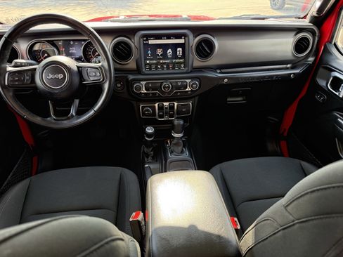 Used 2022 Jeep Wrangler Unlimited Sport S image 10