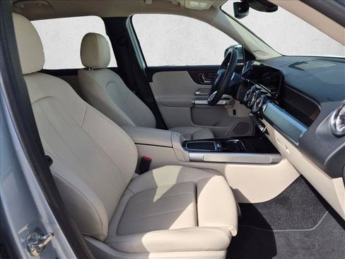 Certified 2026 Mercedes-Benz GLB 250 image 18