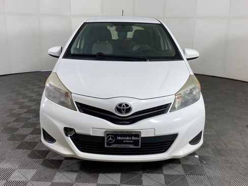 Used 2012 Toyota Yaris L image 6