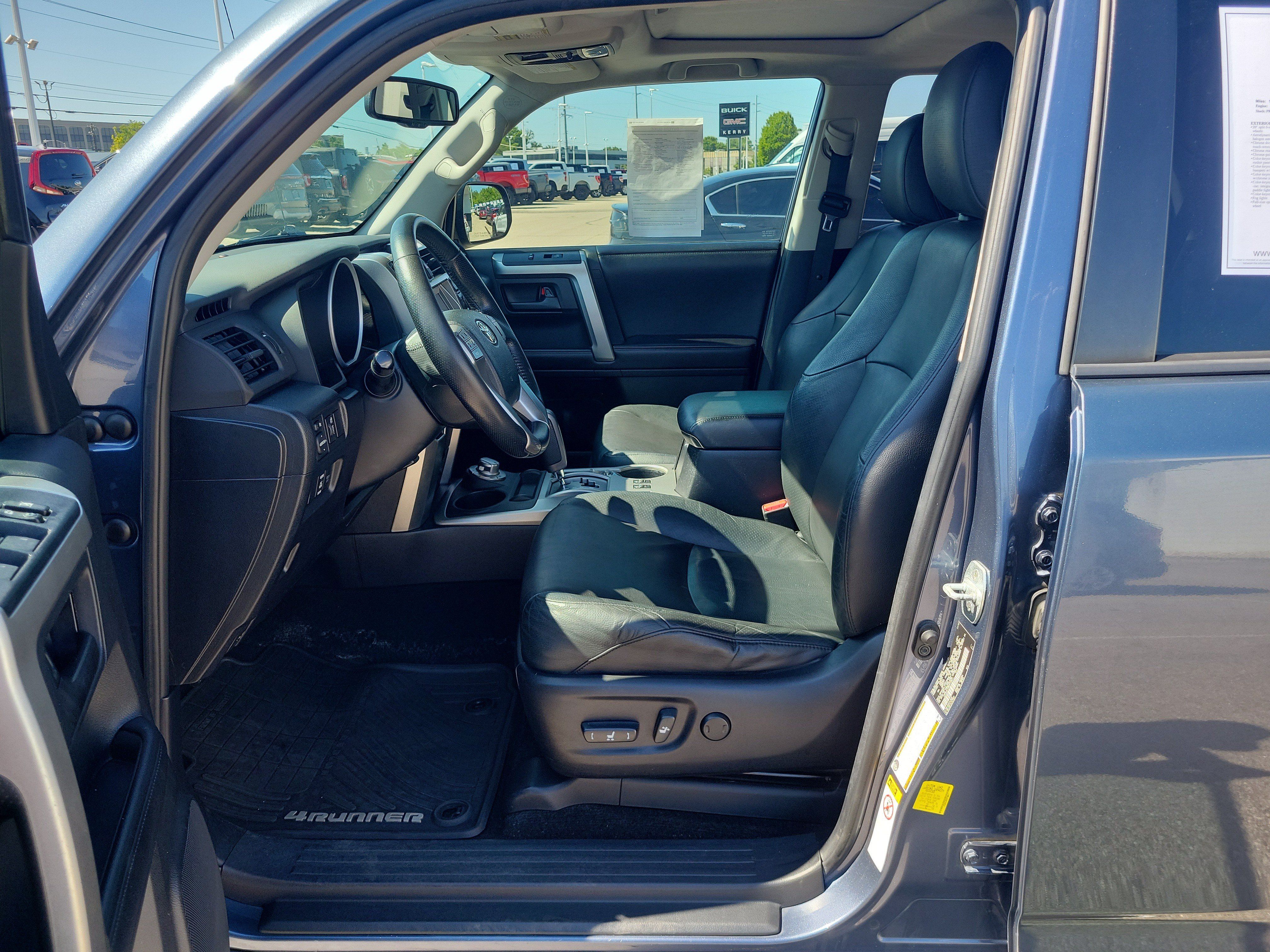 Used 2013 Toyota 4Runner Limited AWD/4WD image 15