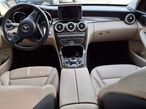 Used 2018 Mercedes-Benz C 300 Sedan image 9