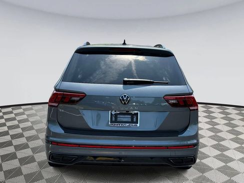 Used 2023 Volkswagen Tiguan SE R-Line FWD image 3