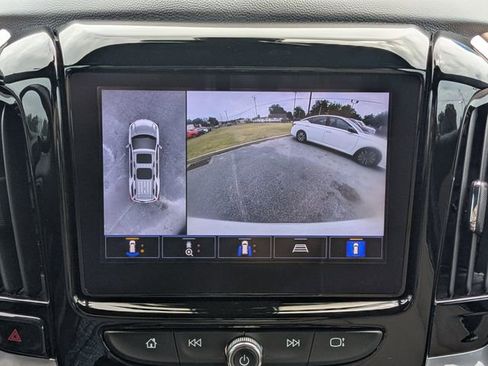 Used 2022 Chevrolet Traverse Premier w/ LPO, Floor Liner Package FWD image 32