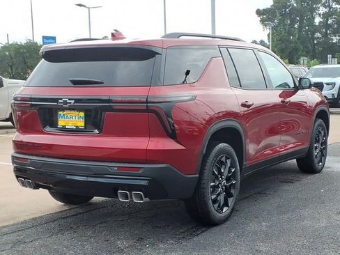 New 2026 Chevrolet Traverse LT w/ Midnight/Sport Edition AWD/4WD image 5