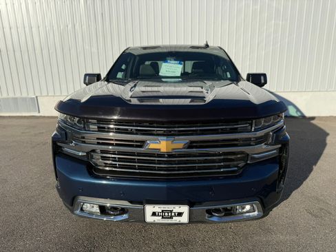Used 2019 Chevrolet Silverado 1500 High Country w/ Technology Package image 2