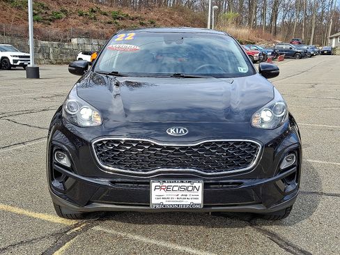 Used 2022 Kia Sportage LX w/ LX AWD Value Edition Package image 2