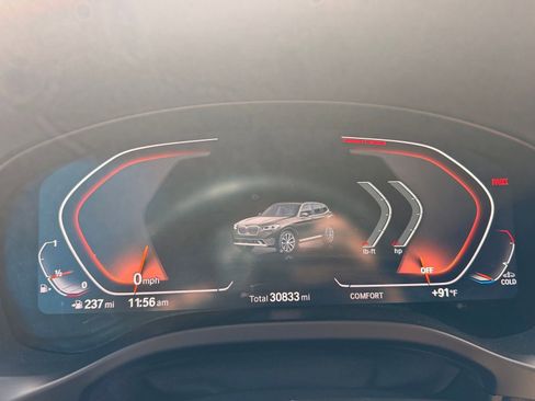 Used 2023 BMW X3 sDrive30i w/ Premium Package image 10