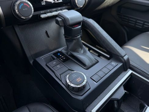 Used 2025 Toyota Tacoma TRD Sport RWD image 21