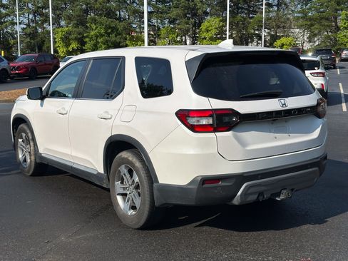 Used 2023 Honda Pilot EX-L image 10