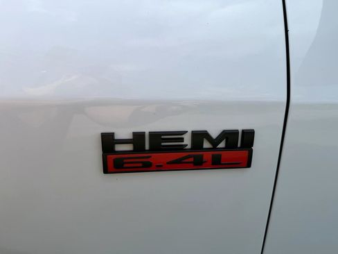 Used 2022 RAM 2500 Big Horn w/ Level C Equiment Group AWD/4WD image 12