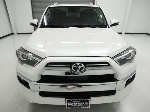 Used 2021 Toyota 4Runner Limited RWD image 2