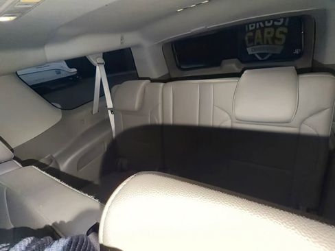 Used 2016 GMC Yukon XL SLT image 34