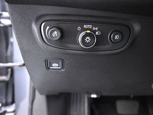 Used 2020 GMC Terrain SLT w/ Preferred Package FWD image 12