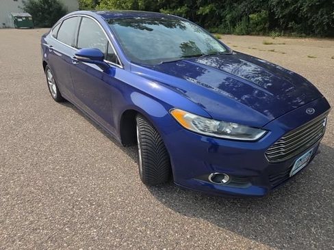 Used 2013 Ford Fusion SE FWD image 24