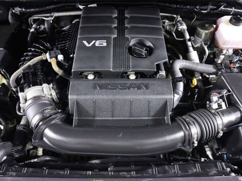 Used 2022 Nissan Frontier PRO-4X w/ Pro-4X Premium Package image 50