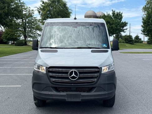 Used 2023 Mercedes-Benz Sprinter 1500 image 2