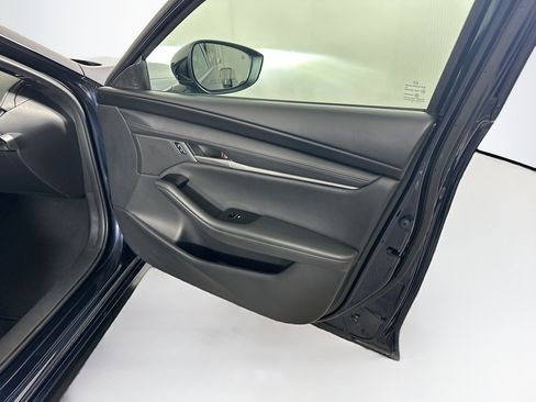 Used 2024 MAZDA MAZDA3 s FWD image 31