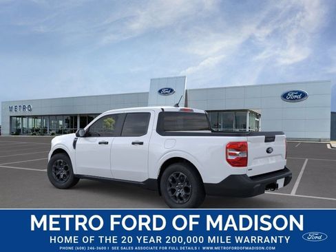 New 2025 Ford Maverick XLT w/ XLT Luxury Package FWD image 5