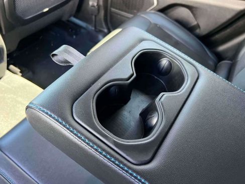 Used 2023 Jeep Grand Cherokee Trailhawk image 11