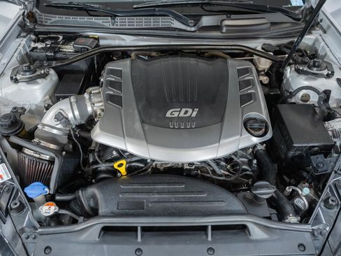 Used 2015 Hyundai Genesis 3.8 RWD image 22