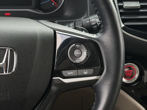 Used 2022 Honda Pilot Touring image 15