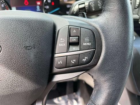 Used 2020 Ford Explorer XLT w/ Equipment Group 202A AWD/4WD image 35