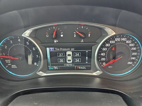 Used 2018 Chevrolet Malibu LT FWD image 24