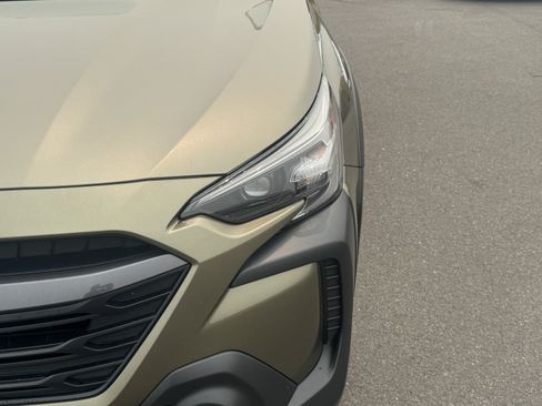 Certified 2025 Subaru Outback Premium AWD/4WD image 9