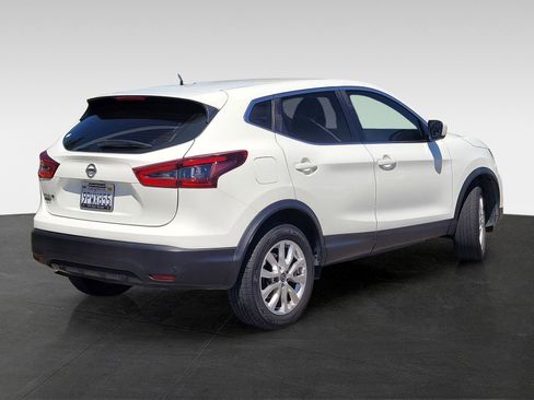 Used 2021 Nissan Rogue Sport S FWD image 4